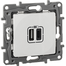 Устройство зарядное USB тип А / тип С  3000мА 15Вт Etika белый 672236 Legrand Устройство зарядное USB тип А / тип С  3000мА 15Вт Etika белый 672236 Legrand