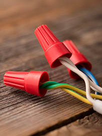 Скрутка СИЗ 5 (3-17мм) (P-75) красный (уп.100 шт) plc-cc-8 EKF Скрутка СИЗ 5 (3-17мм) (P-75) красный (уп.100 шт) plc-cc-8 EKF