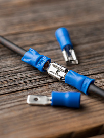 Разъем плоский "мама" РпИм 2-5-0,8 (уп 100 шт) (rpim-2-5-0,8) EKF Разъем плоский "мама" РпИм 2-5-0,8 (уп 100 шт) (rpim-2-5-0,8) EKF