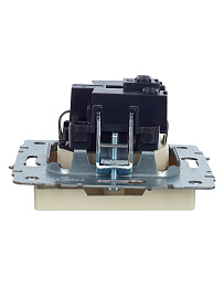 Розетка 1-местная с заземлением с защитными шторками 16А РС14-1-0-БрКр бежевый BR-R14-16-K10 BRITE  IEK Розетка 1-местная с заземлением с защитными шторками 16А РС14-1-0-БрКр бежевый BR-R14-16-K10 BRITE  IEK