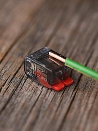 Строительно-монтажная клемма СМК 221-412 2 отверстия 0.2-4.0 мм2 (plc-smk-221-412) EKF PROxima Строительно-монтажная клемма СМК 221-412 2 отверстия 0.2-4.0 мм2 (plc-smk-221-412) EKF PROxima