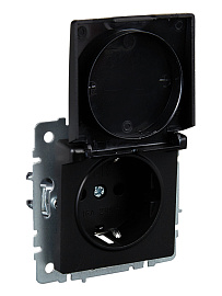 Розетка 1-местная с заземлением с защитными шторками и крышкой 16А IP20 РСбш10-3-БрЧ черный BR-R16-16-K02 BRITE  IEK Розетка 1-местная с заземлением с защитными шторками и крышкой 16А IP20 РСбш10-3-БрЧ черный BR-R16-16-K02 BRITE  IEK