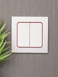 Рамка для розеток и выключателей 1 пост Стокгольм белый с линией цвета красный EXM-G-304-20 EKF PROxima Рамка для розеток и выключателей 1 пост Стокгольм белый с линией цвета красный EXM-G-304-20 EKF PROxima