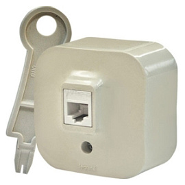 Розетка RJ45 компьютерная Quteo открытой установки cat.5е UTP слоновая кость 782254 Legrand Розетка RJ45 компьютерная Quteo открытой установки cat.5е UTP слоновая кость 782254 Legrand
