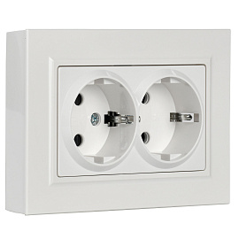 Розетка 2-местная с заземлением с защитными шторками 16А в сборе РСш12-3-БрБ белый BR-R24-16-K01-F BRITE  IEK Розетка 2-местная с заземлением с защитными шторками 16А в сборе РСш12-3-БрБ белый BR-R24-16-K01-F BRITE  IEK