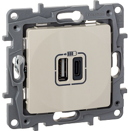 Устройство зарядное USB тип А / тип С 3000мА 15Вт Etika слоновая кость 672336 Legrand Устройство зарядное USB тип А / тип С 3000мА 15Вт Etika слоновая кость 672336 Legrand