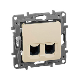 Розетка RJ45+RJ45 компьютерная Etika информационная cat.5e UTP бежевый 672355 Legrand Розетка RJ45+RJ45 компьютерная Etika информационная cat.5e UTP бежевый 672355 Legrand