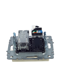 Розетка ТВ+комп. TV+RJ45 кат.5E бежевый мех-м BRITE РТВ/РК12-БрКр BR-AK20-1-K10 IEK Розетка ТВ+комп. TV+RJ45 кат.5E бежевый мех-м BRITE РТВ/РК12-БрКр BR-AK20-1-K10 IEK